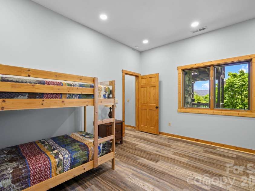 167 Wild Orchid Trail, Bryson City, NC 28713.  MLS# CAR4378989, YatesRealty ID 23568. 
