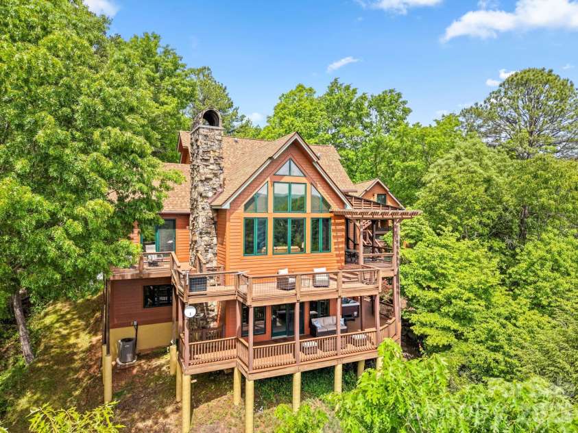 167 Wild Orchid Trail, Bryson City, NC 28713.  MLS# CAR4378989, YatesRealty ID 23568. Brand New Roofing and Trex Decking