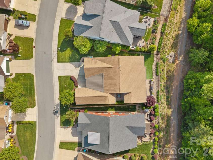 432 Granite Lake Court, Denver, NC 28307.  MLS# CAR4376364, YatesRealty ID 23569. Drone view