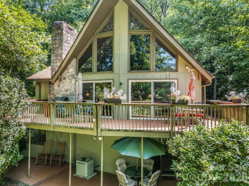 126 Sleeping Bear Lane, Lake Lure, NC 28746.  MLS# CAR4276702, YatesRealty ID 2357. 
