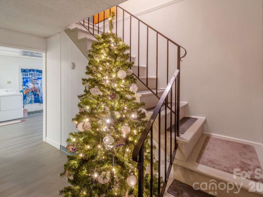 1616 Lithia Springs Road, Shelby, NC 28150.  MLS# CAR4336544, YatesRealty ID 2357. 