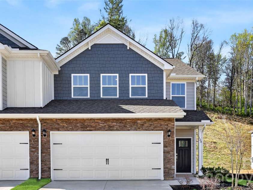 128 Sugg Trail, Weaverville, NC 28787.  MLS# CAR4372153, YatesRealty ID 23570. 