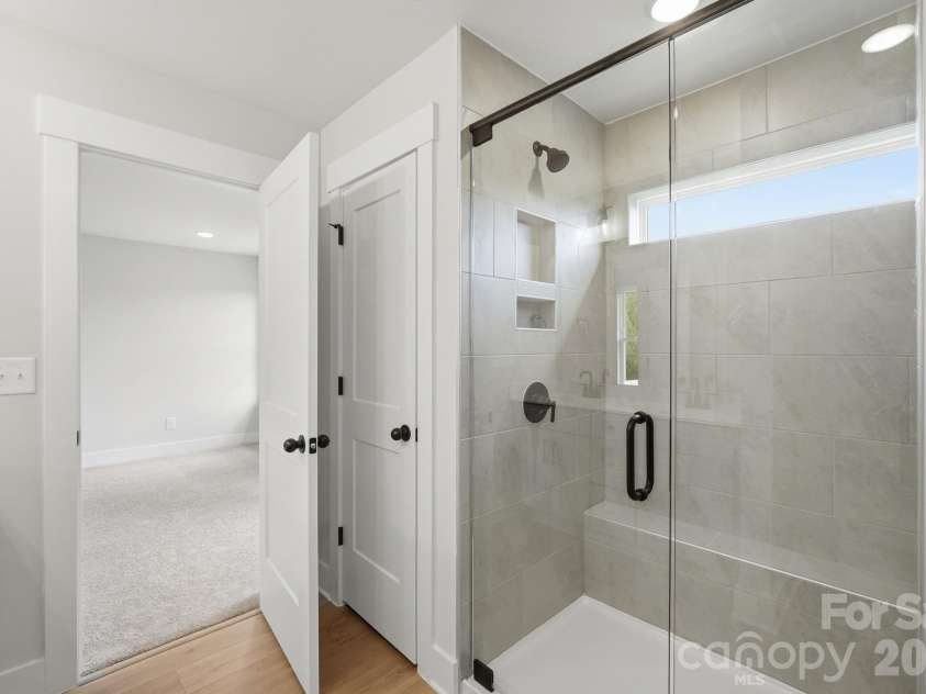 454 Blythe Townhome Lane, Waxhaw, NC 28173.  MLS# CAR4367106, YatesRealty ID 23571. Primary Bathroom