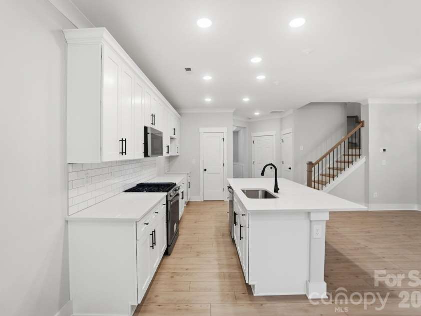 211 Viburnum Road, Waxhaw, NC 28173.  MLS# CAR4368138, YatesRealty ID 23572. 