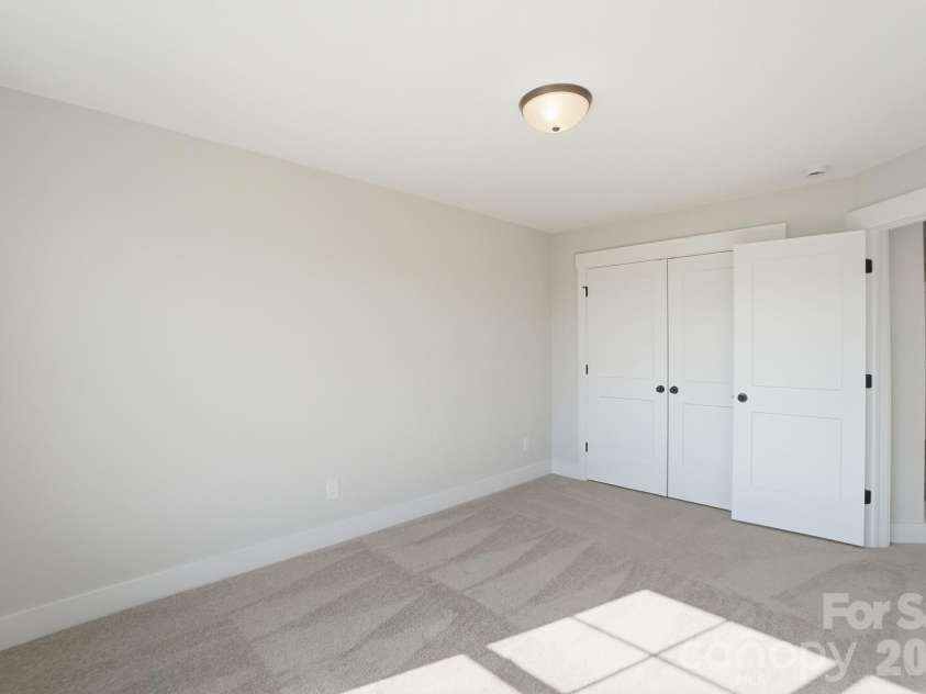 211 Viburnum Road, Waxhaw, NC 28173.  MLS# CAR4368138, YatesRealty ID 23572. 
