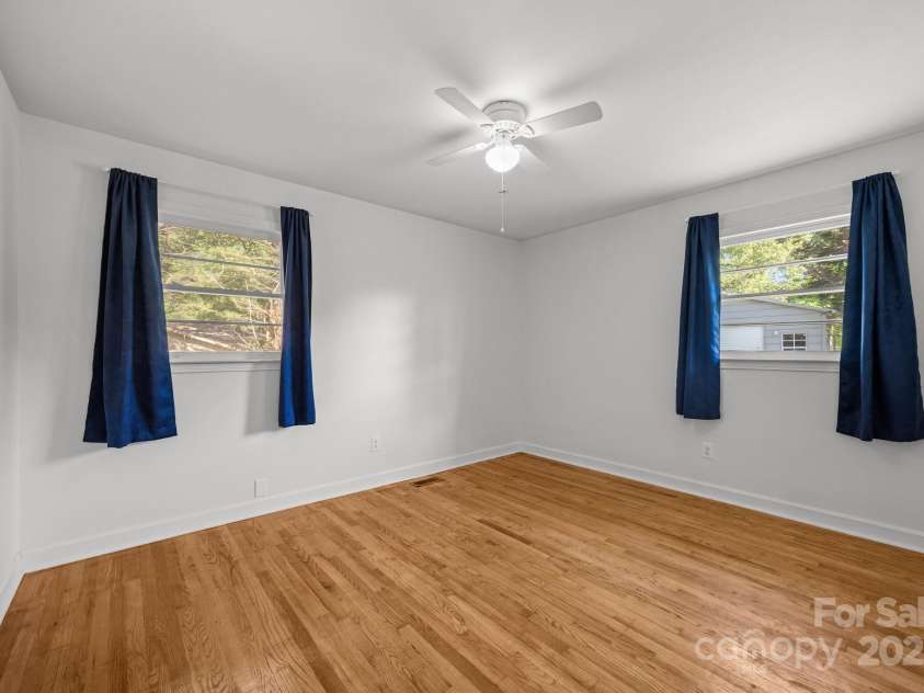 136 Kent Drive, Forest City, NC 28043.  MLS# CAR4326312, YatesRealty ID 23574. 