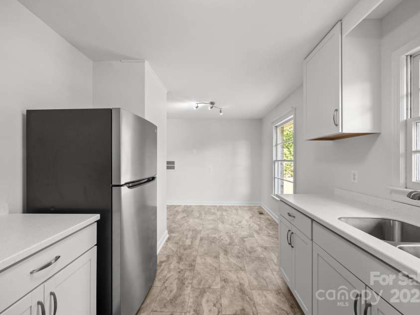 136 Kent Drive, Forest City, NC 28043.  MLS# CAR4326312, YatesRealty ID 23574. 