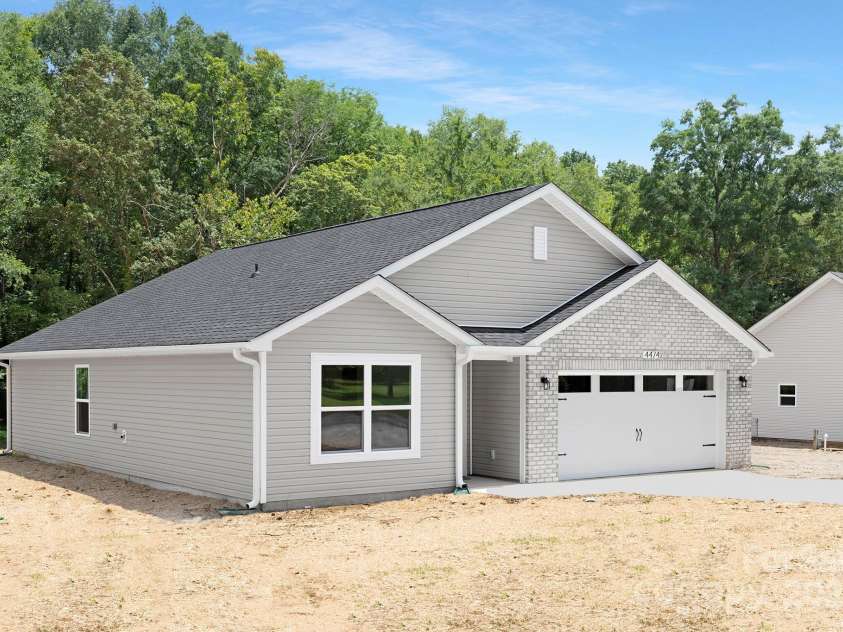4474 Pebblebrook Circle, Concord, NC 28027.  MLS# CAR4273455, YatesRealty ID 23577. 