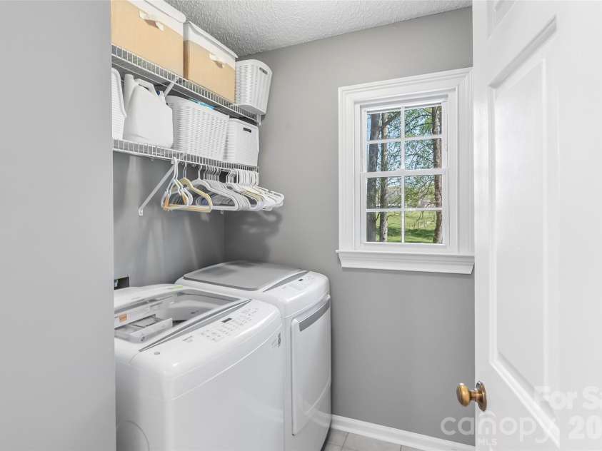1548 Castell Lane, Hickory, NC 28601.  MLS# CAR4378823, YatesRealty ID 23578. Laundry room