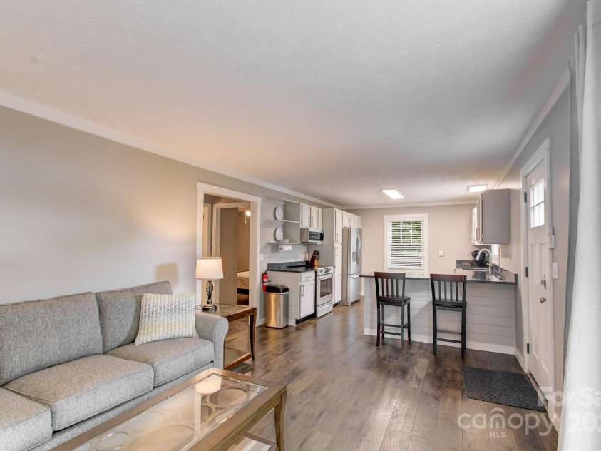 180 & 182 Ellerslie Acre None, Hendersonville, NC 28739.  MLS# CAR4273081, YatesRealty ID 23579. 