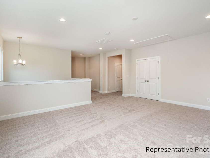 20396 Queens Street, Cornelius, NC 28031.  MLS# CAR4377185, YatesRealty ID 23579. 