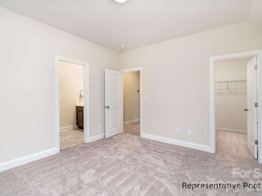 20396 Queens Street, Cornelius, NC 28031.  MLS# CAR4377185, YatesRealty ID 23579. 