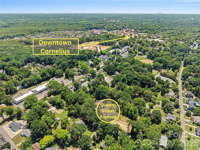 20396 Queens Street, Cornelius, NC 28031.  MLS# CAR4377185, YatesRealty ID 23579. 