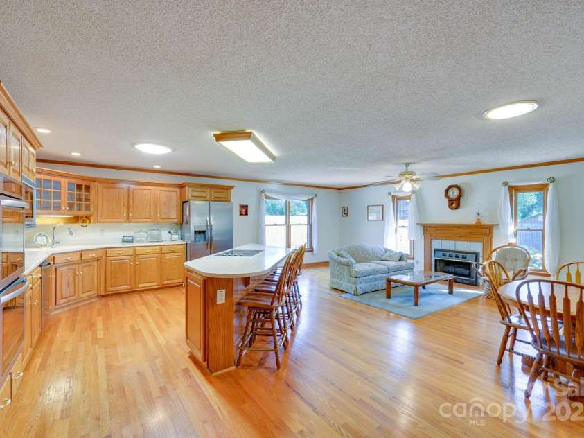 3132 Fox Den Circle, Iron Station, NC 28080.  MLS# CAR4292506, YatesRealty ID 2358. 