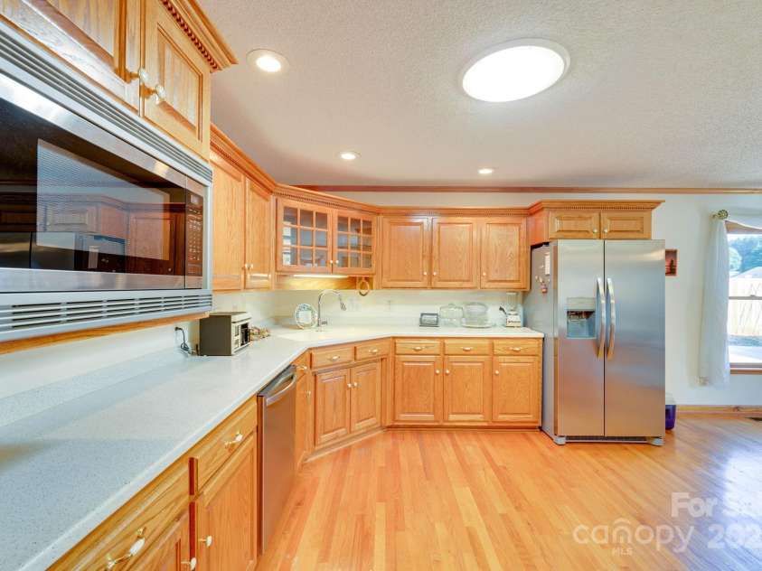 3132 Fox Den Circle, Iron Station, NC 28080.  MLS# CAR4292506, YatesRealty ID 2358. 