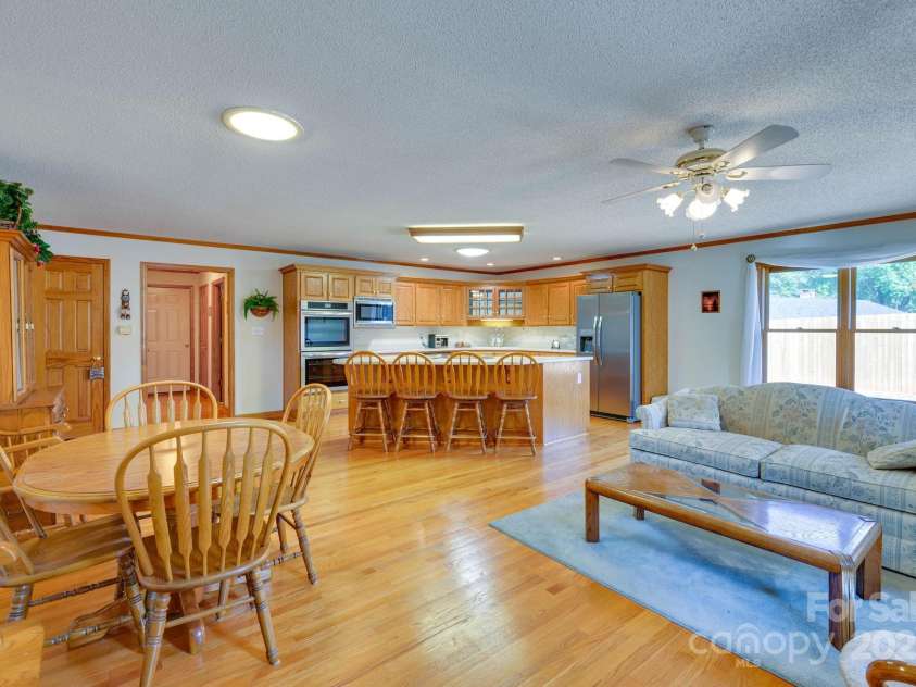 3132 Fox Den Circle, Iron Station, NC 28080.  MLS# CAR4292506, YatesRealty ID 2358. 