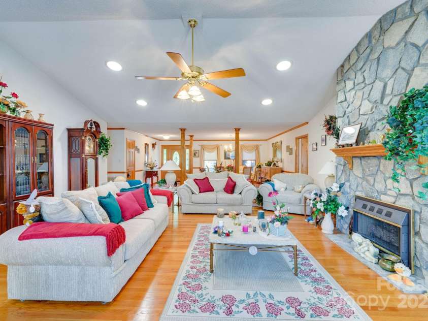 3132 Fox Den Circle, Iron Station, NC 28080.  MLS# CAR4292506, YatesRealty ID 2358. 