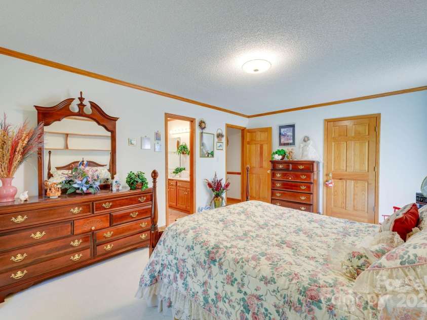 3132 Fox Den Circle, Iron Station, NC 28080.  MLS# CAR4292506, YatesRealty ID 2358. 
