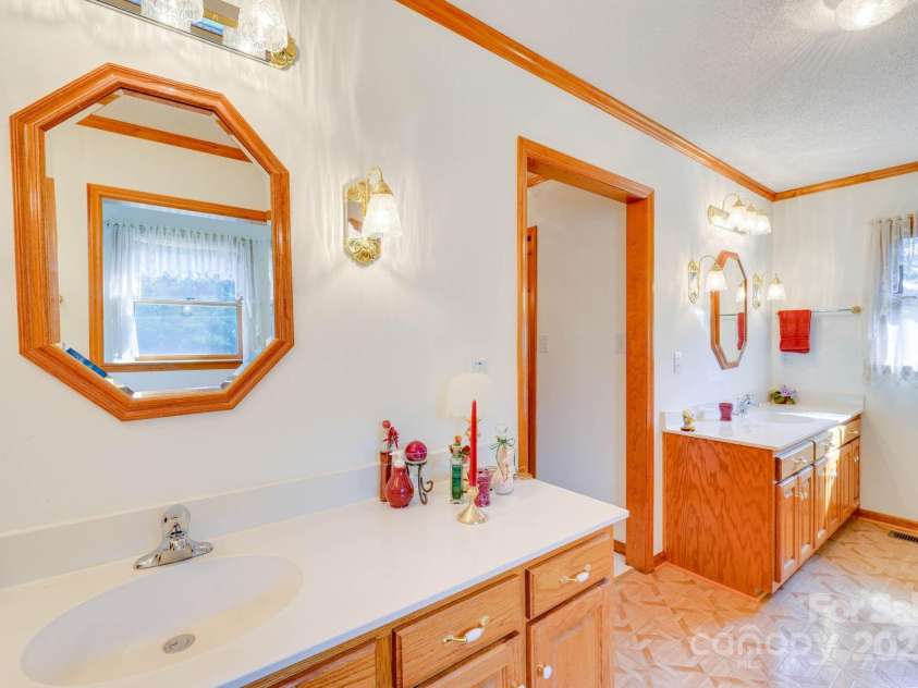 3132 Fox Den Circle, Iron Station, NC 28080.  MLS# CAR4292506, YatesRealty ID 2358. 