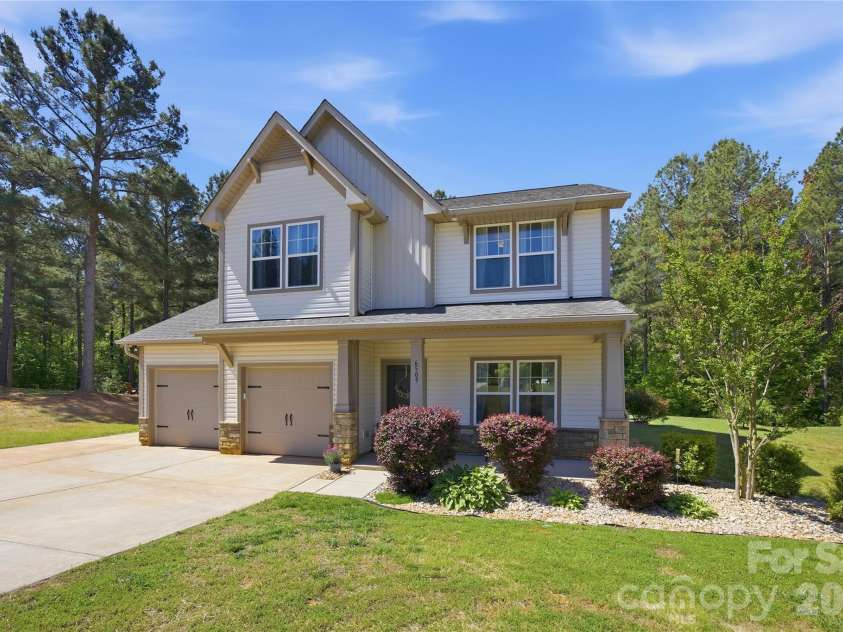 6509 Coniferous Circle, Waxhaw, NC 28173.  MLS# CAR4372903, YatesRealty ID 23580. 