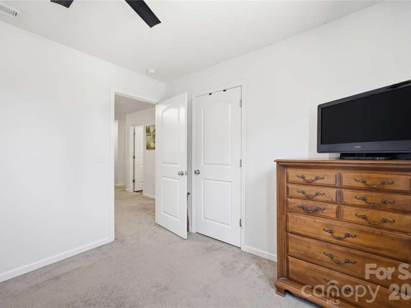 6509 Coniferous Circle, Waxhaw, NC 28173.  MLS# CAR4372903, YatesRealty ID 23580. 