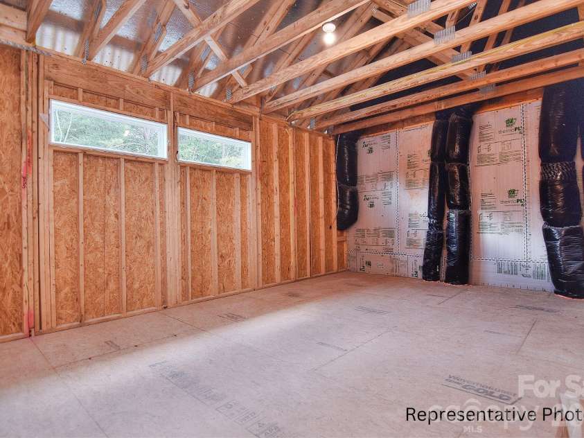 20392 Queens Street, Cornelius, NC 28031.  MLS# CAR4372699, YatesRealty ID 23581. 