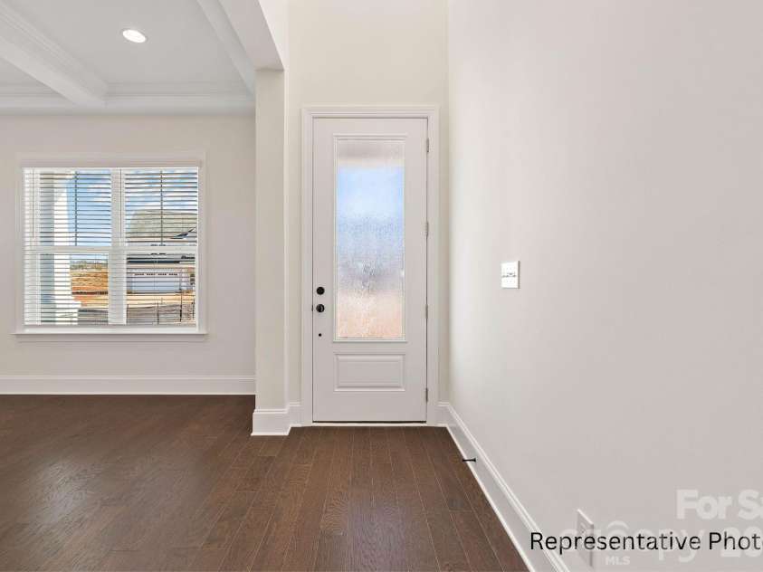 20392 Queens Street, Cornelius, NC 28031.  MLS# CAR4372699, YatesRealty ID 23581. 