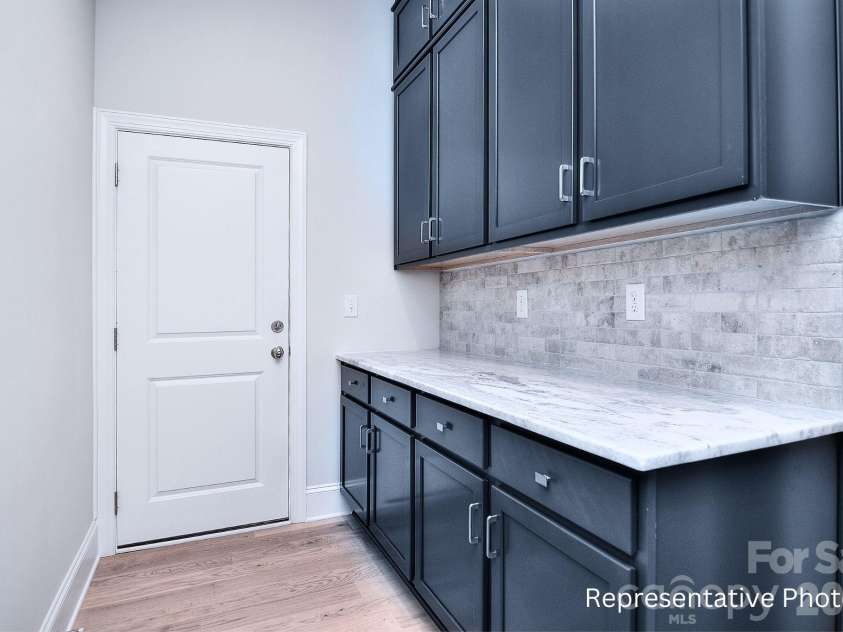 20392 Queens Street, Cornelius, NC 28031.  MLS# CAR4372699, YatesRealty ID 23581. 