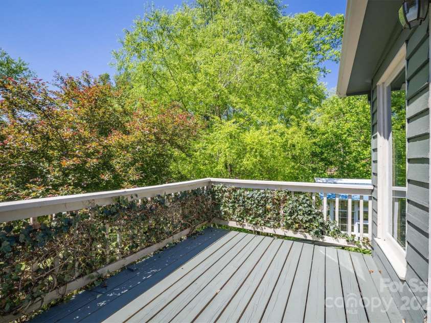 3535 Terra Firma Drive, Lenoir, NC 28645.  MLS# CAR4248381, YatesRealty ID 23581. 