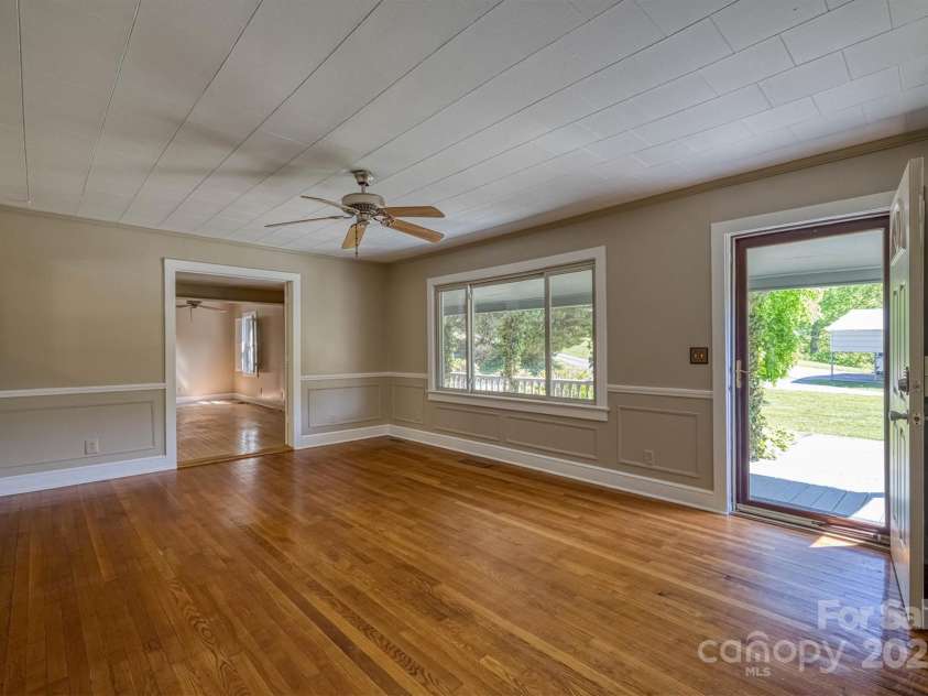 3535 Terra Firma Drive, Lenoir, NC 28645.  MLS# CAR4248381, YatesRealty ID 23581. 