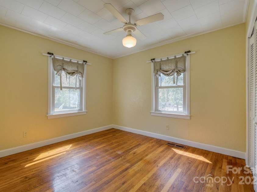 3535 Terra Firma Drive, Lenoir, NC 28645.  MLS# CAR4248381, YatesRealty ID 23581. 