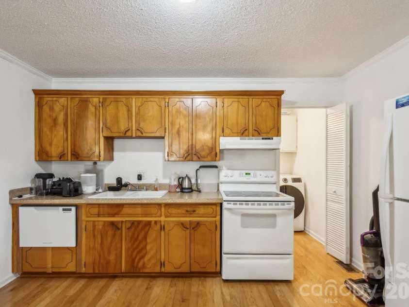 1975 Peace Road, Fort Mill, SC 29715.  MLS# CAR4377225, YatesRealty ID 23585. 