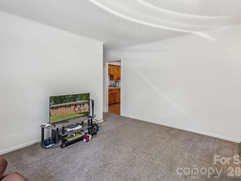 1975 Peace Road, Fort Mill, SC 29715.  MLS# CAR4377225, YatesRealty ID 23585. 