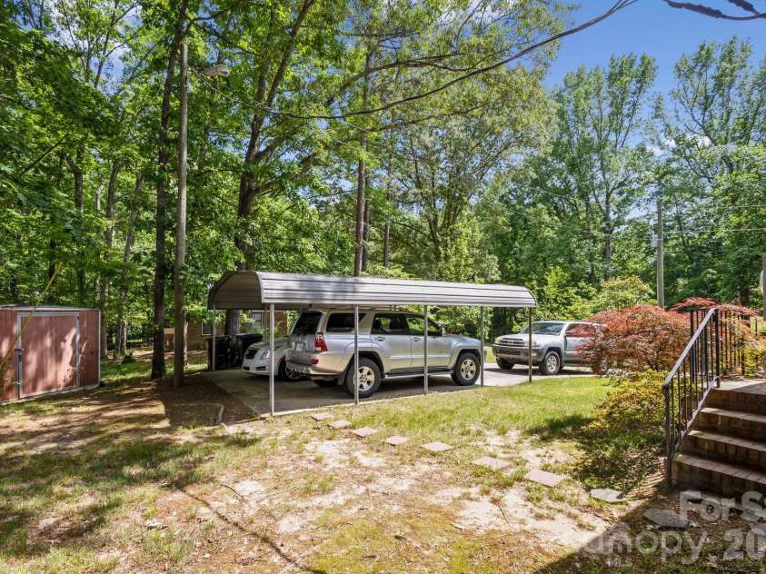 1975 Peace Road, Fort Mill, SC 29715.  MLS# CAR4377225, YatesRealty ID 23585. 