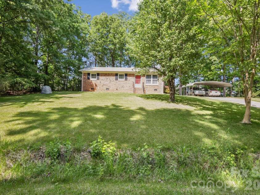 1975 Peace Road, Fort Mill, SC 29715.  MLS# CAR4377225, YatesRealty ID 23585. 