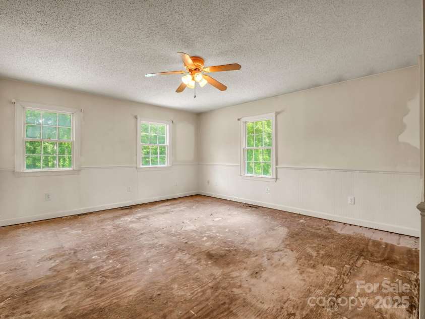 281 Quail Run, Forest City, NC 28043.  MLS# CAR4276143, YatesRealty ID 23585. 