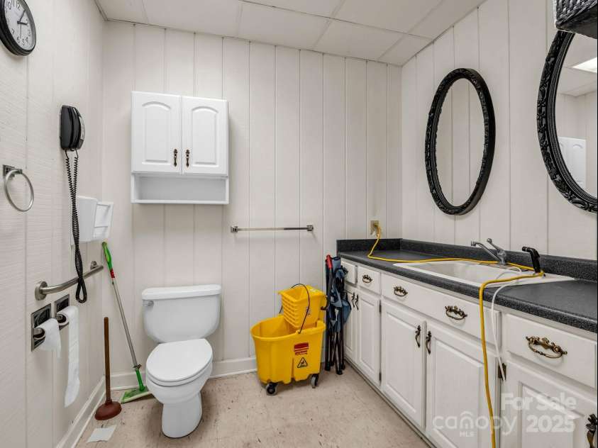 281 Quail Run, Forest City, NC 28043.  MLS# CAR4276143, YatesRealty ID 23585. 