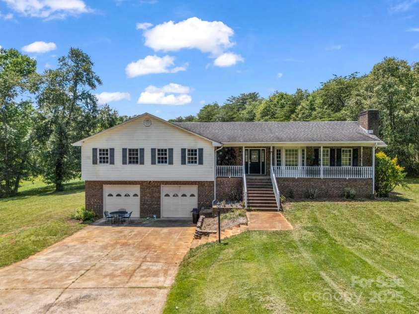 281 Quail Run, Forest City, NC 28043.  MLS# CAR4276143, YatesRealty ID 23585. 