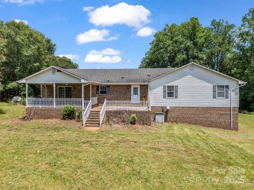 281 Quail Run, Forest City, NC 28043.  MLS# CAR4276143, YatesRealty ID 23585. 