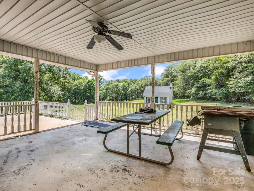 281 Quail Run, Forest City, NC 28043.  MLS# CAR4276143, YatesRealty ID 23585. 