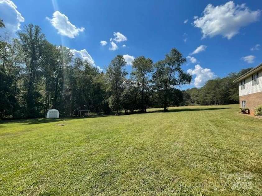 281 Quail Run, Forest City, NC 28043.  MLS# CAR4276143, YatesRealty ID 23585. 