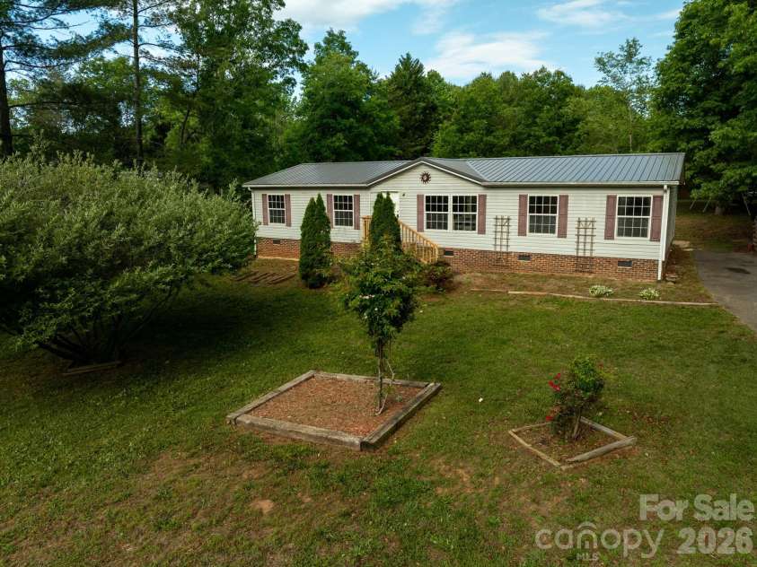 4137 Alderbrook Court, Lenoir, NC 28645.  MLS# CAR4374105, YatesRealty ID 23587. 