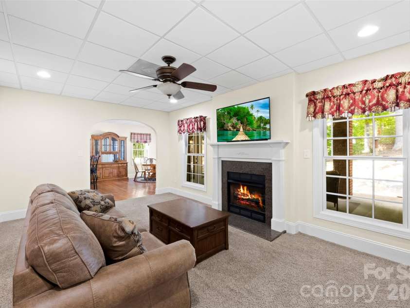 5424 Old Town Lane, Gastonia, NC 28056.  MLS# CAR4372373, YatesRealty ID 23588. 