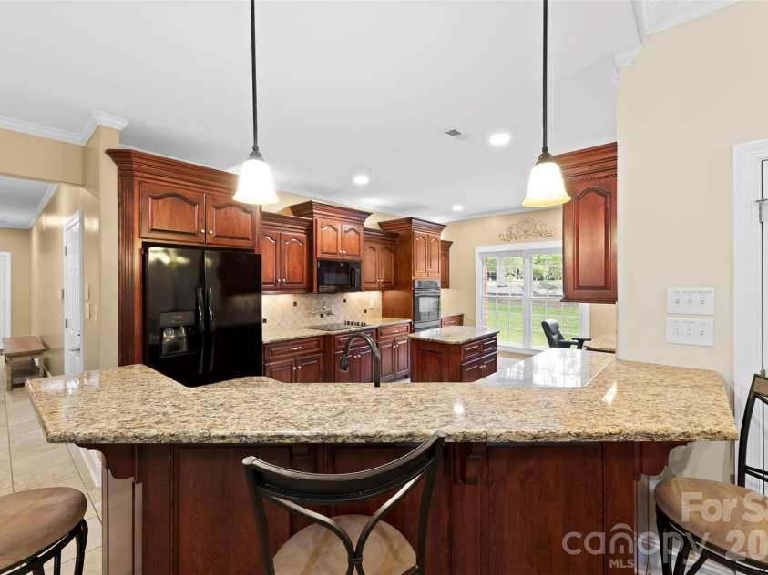 5424 Old Town Lane, Gastonia, NC 28056.  MLS# CAR4372373, YatesRealty ID 23588. 