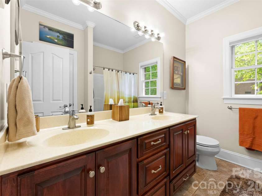 5424 Old Town Lane, Gastonia, NC 28056.  MLS# CAR4372373, YatesRealty ID 23588. 