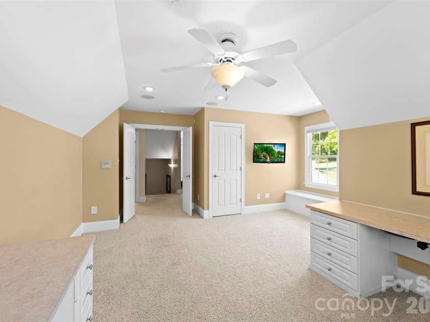5424 Old Town Lane, Gastonia, NC 28056.  MLS# CAR4372373, YatesRealty ID 23588. 