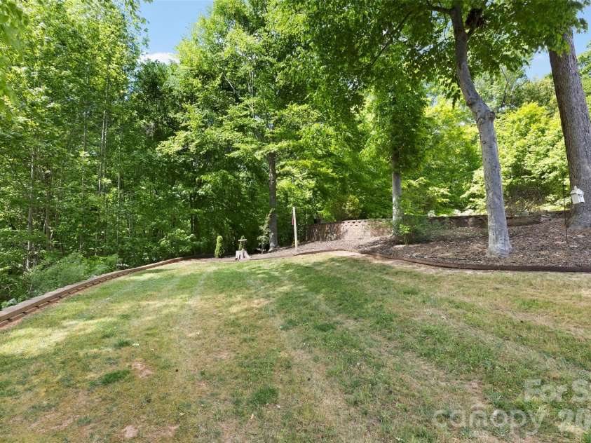 5424 Old Town Lane, Gastonia, NC 28056.  MLS# CAR4372373, YatesRealty ID 23588. 