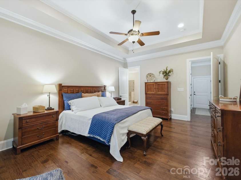 4005 Stonehill Lane, Matthews, NC 28104.  MLS# CAR4380578, YatesRealty ID 23589. 