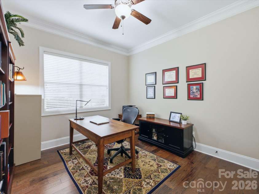 4005 Stonehill Lane, Matthews, NC 28104.  MLS# CAR4380578, YatesRealty ID 23589. 
