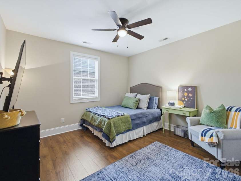 4005 Stonehill Lane, Matthews, NC 28104.  MLS# CAR4380578, YatesRealty ID 23589. 